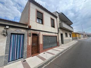 Casa aparellada  C. conde valmaseda. Casa en venta en puertollano