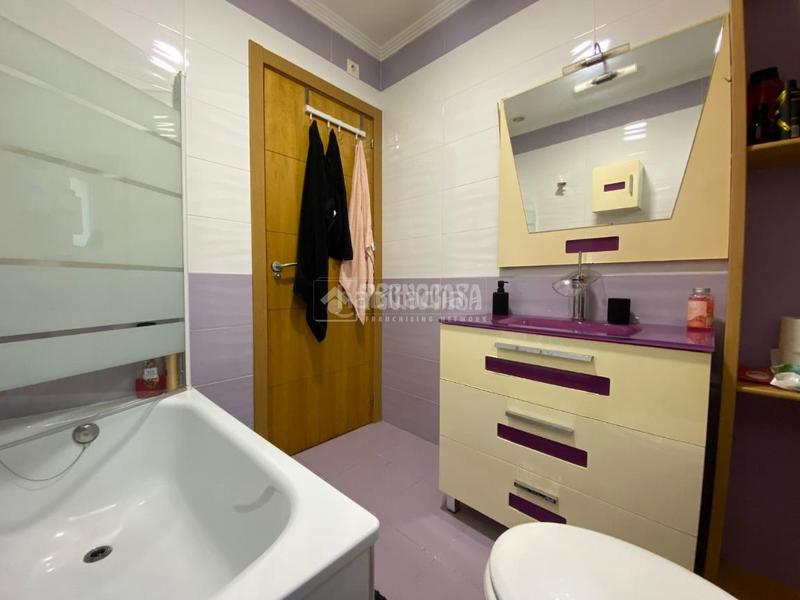 Foto 15f8e93d-cb0a-4ce9-bda6-49b7275e3b89. Casa pareada casa en venta en Centro Puertollano