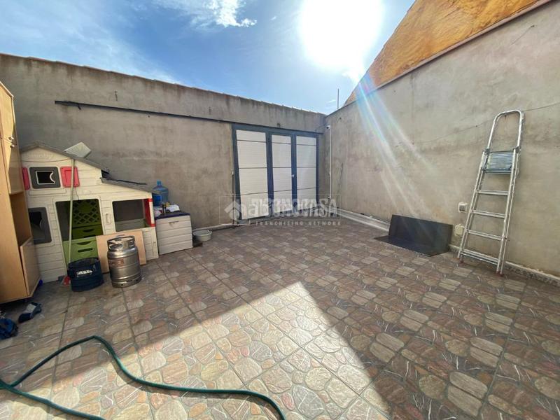 Foto 1b061cac-4a4e-4e4f-8578-2067a130abce. Casa pareada casa en venta en Centro Puertollano