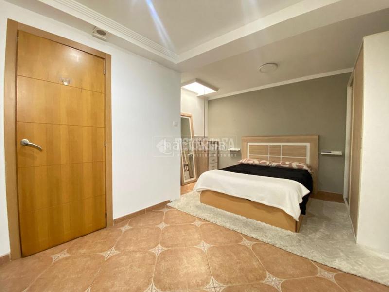 Foto f47c30c7-fb3a-41fb-9598-b6ebdb62d891. Casa pareada casa en venta en Centro Puertollano