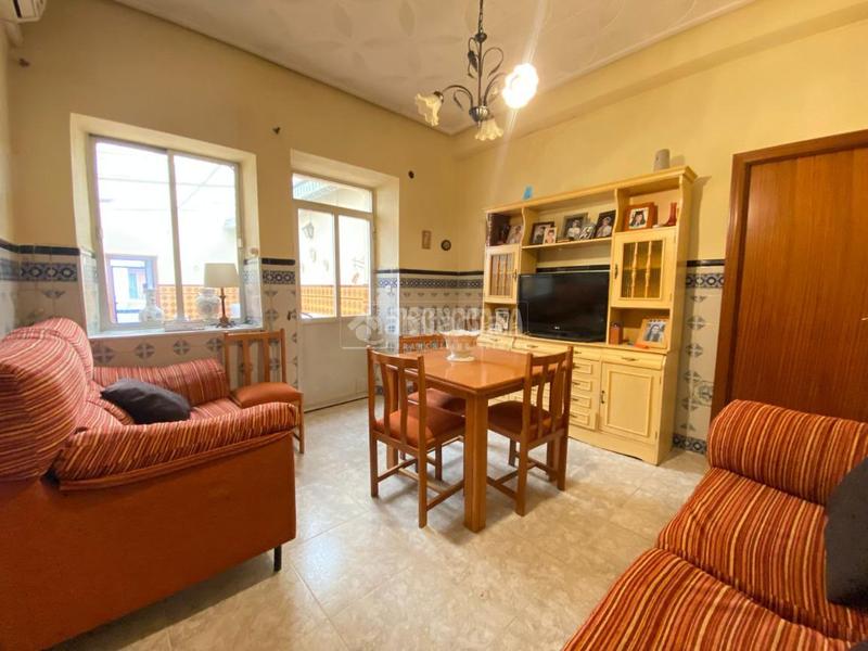 Foto 64869cbd-a0f8-496d-b4f0-cd9ea7982ea2. Casa pareada casa en venta en Centro Puertollano