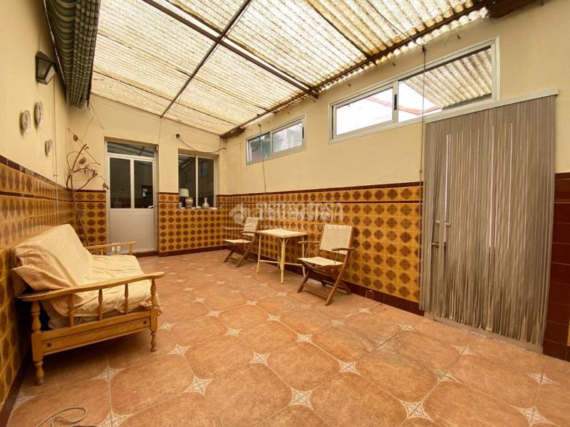 Foto f3cc7475-afd2-4e5a-9301-59e970aa1239. Casa pareada casa en venta en Centro Puertollano