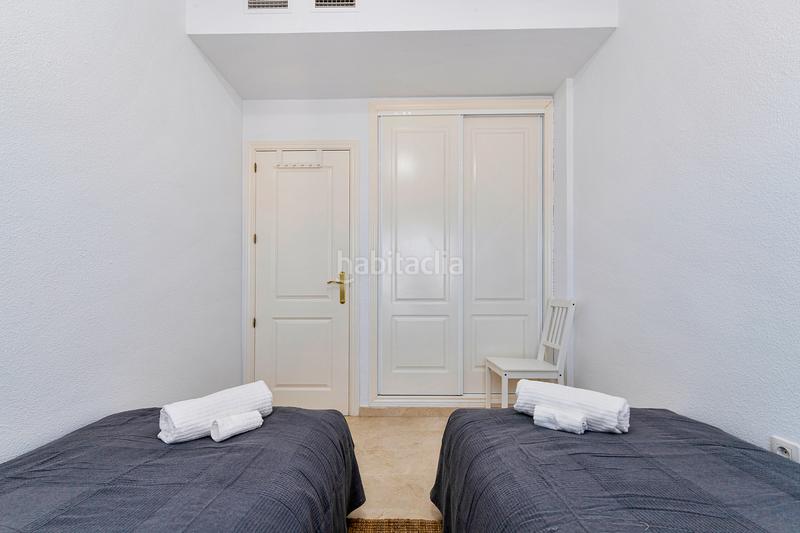 Foto 9d01db81-8f84-45dc-9ed4-b4def9116c60. Lloguer casa adossada amb xemeneia calefacció aparcament piscina a Mijas