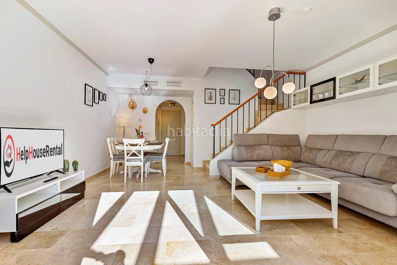 Foto b0dccb99-69c7-477e-a5a3-37c2e48b3128. Lloguer casa adossada amb xemeneia calefacció aparcament piscina a Mijas