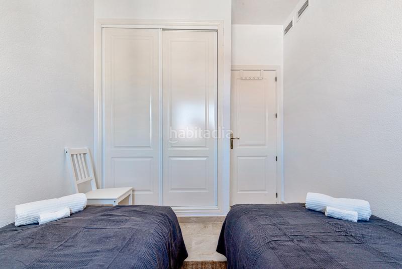 Foto 27fad18a-6c12-4495-b894-51d275852872. Location maison jumelée avec cheminée chauffage parking piscine dans Mijas