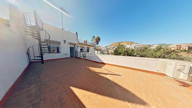 Foto 7fa09f42-eaea-4ea3-8d94-38961e994701. Maison avec parking dans Gibralfaro Málaga