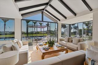 Maison à El Paraíso. Espectacular villa de lujo en benahavís con vistas panorámicas a