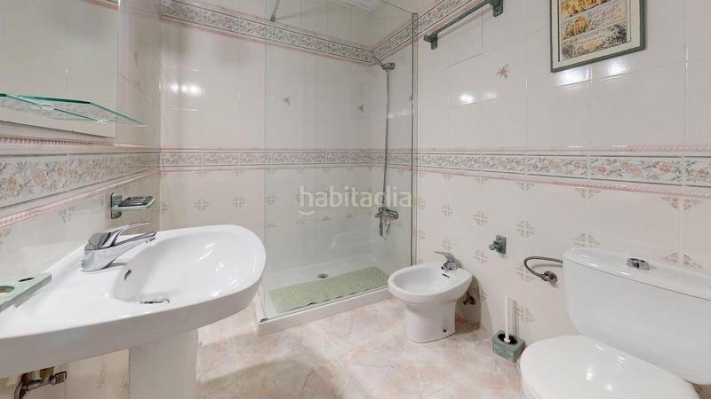 Foto 8a344b8c-552b-477b-a6e2-30ca52768aba. Casa a avenida vista mar a San Bernabé Algeciras