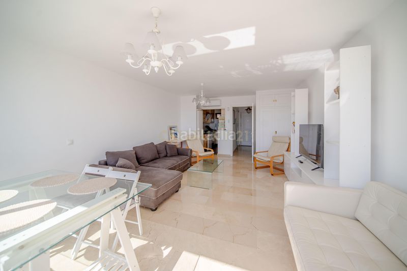 Foto 51b8a640-e26a-4e10-848f-b5701ed93d40. Apartament amb aparcament piscina a Arroyo de la Miel Benalmádena