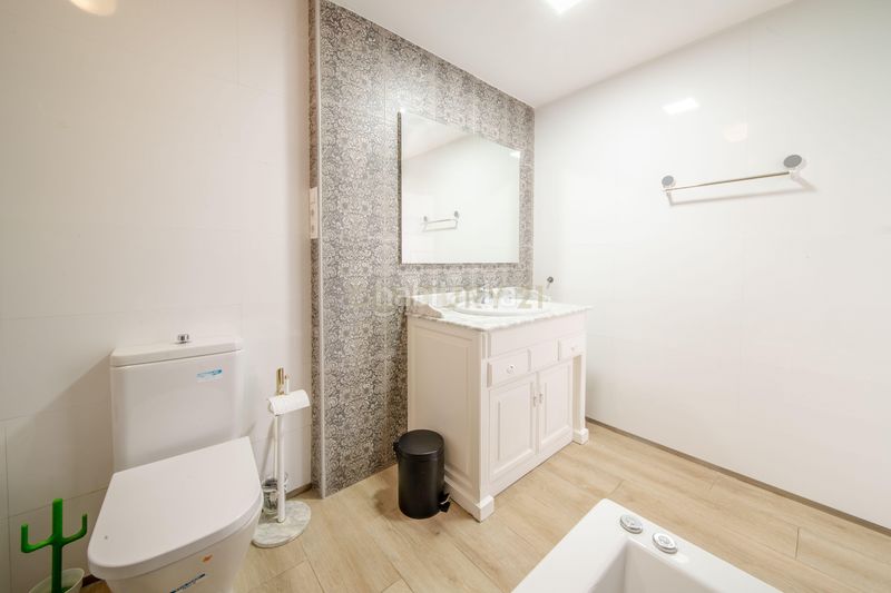 Foto 99a3744d-04d2-4fec-84b0-3a0f9503e14f. Apartament amb aparcament piscina a Arroyo de la Miel Benalmádena