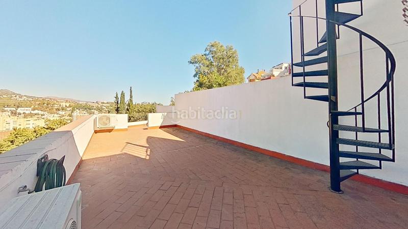 Foto f3bfc932-e5cc-43a1-850d-5c7f67d8d3ec. Casa a Gibralfaro Málaga