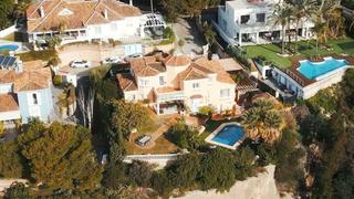 Xalet a Calle drago, málaga, spain. Magnifica villa con vistas al mar y, a cinco minutos del mar
