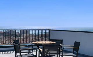 Apartament a Paseo martiricos, málaga, spain. Exclusivo apartamento con impresionantes vistas