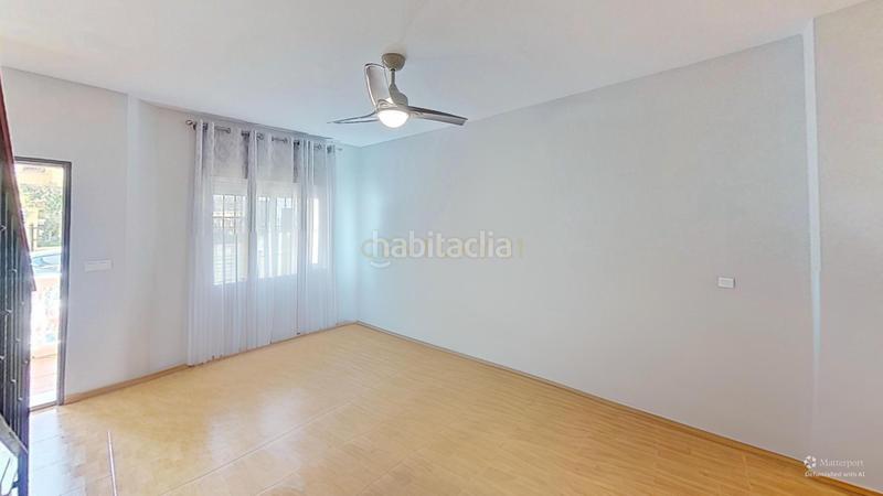 Foto b3ea2b62-6d3f-43c8-ab8e-21c254cbffba. Maison dans Alameda