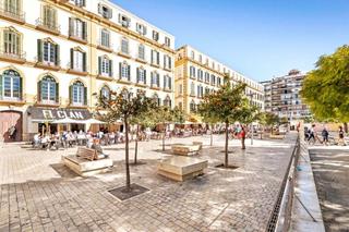 Miete Appartement in La Victoria. Moderno apartamento de 3 dormitorios con terraza y vistas a la c