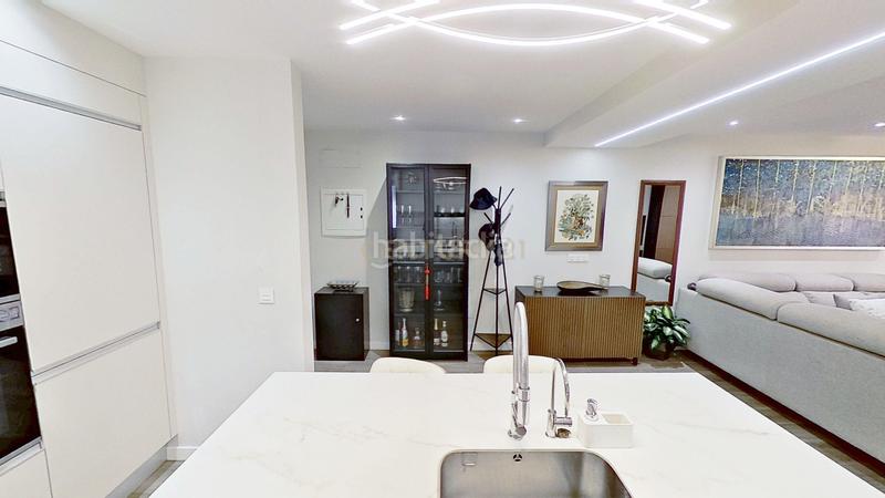Foto d56c38e1-3dac-43fe-8fea-3aa219174a68. Alquiler apartamento  de lujo moderno con aparcamiento en garaje junto a larios centro comercial y maría zambrano, alquiler a largo plazo en Málaga