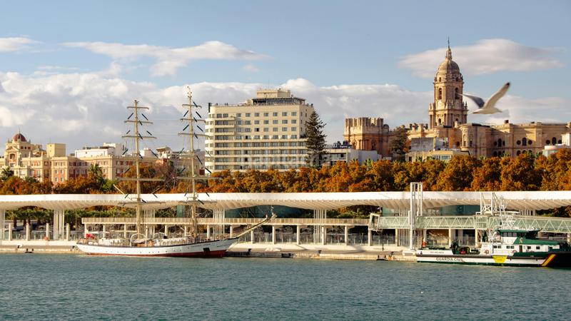 Foto d556f3e7-f176-47ee-928d-3c1f7092dc9b. Flat in La Malagueta - Monte Sancha Málaga