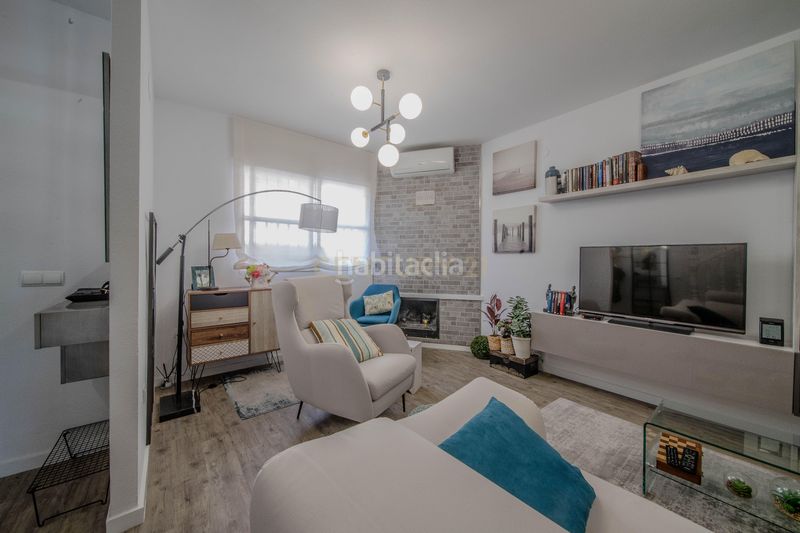 Foto c13ccfa5-050a-4ce0-9c0b-0f23867f59c2. Casa adossada amb aparcament a Playa del Rincón Rincón de la Victoria