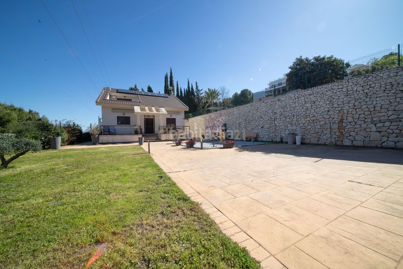 Foto 7bd772f3-7c44-462f-94a0-93119f71a1e3. Casa amb aparcament piscina a Pinos de Alhaurín Alhaurín de la Torre