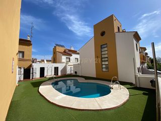 Maison jumelée à Churriana - El Pizarrillo - La Noria - Guadalsol. Oportunidad!  casa reformada con piscina a solo 15 minutos de má