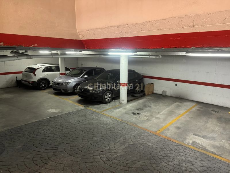 Foto 1612c9f8-9cea-419f-b824-793782944166. Apartament amb aparcament a Centro Alhaurín de la Torre