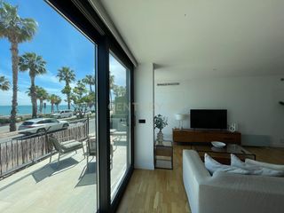 Lloguer Apartament a Limonar. Exclusivo apartamento de temporada en primera línea de playa en
