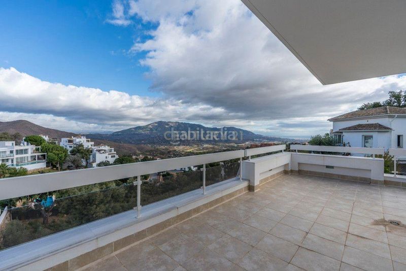 Foto 5704b0c3-e24c-4236-a40b-b0edc58bb6d3. Maison avec parking piscine dans La Mairena Ojén