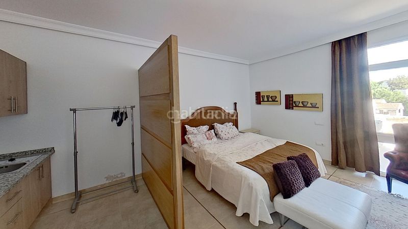 Foto 71fd3626-d6f7-4f30-9c40-8a85bdfd99e0. Maison avec parking piscine dans La Mairena Ojén