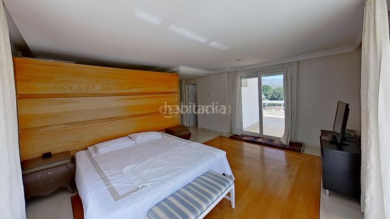 Foto cbc2bca8-9398-44dd-96bf-935f20307376. Maison avec parking piscine dans La Mairena Ojén