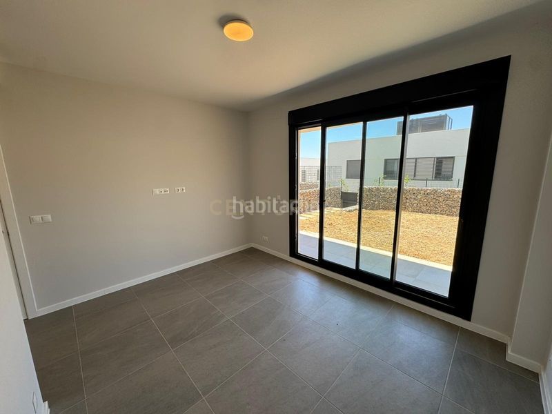 Foto 1d49a66d-e2d4-4f0c-bbc0-8c12f946a151. Casa adossada amb aparcament a la cala Mijas Mijas