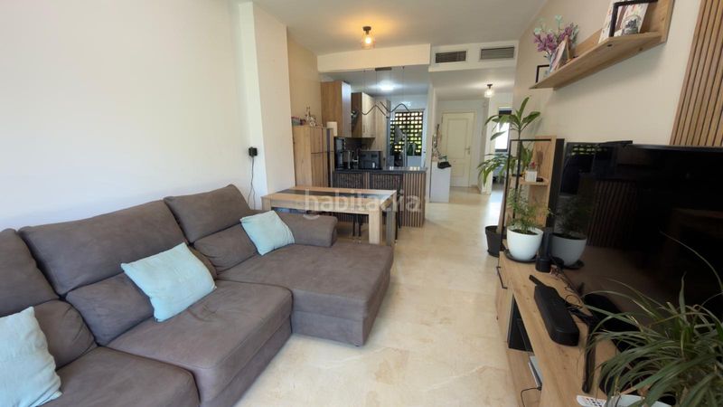 Foto d4334c70-8a33-4cd4-8e75-45d9255a4551. Apartament amb aparcament piscina a la cala Mijas Mijas