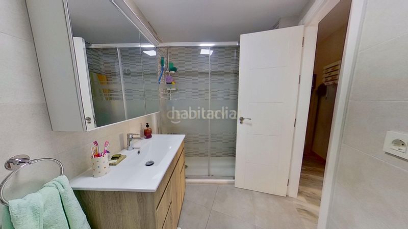Foto c80918fd-f01e-43be-9b4c-4d7c65976c72. Apartament a cl martinez barrionuevo 26 malaga (Málaga) a Málaga
