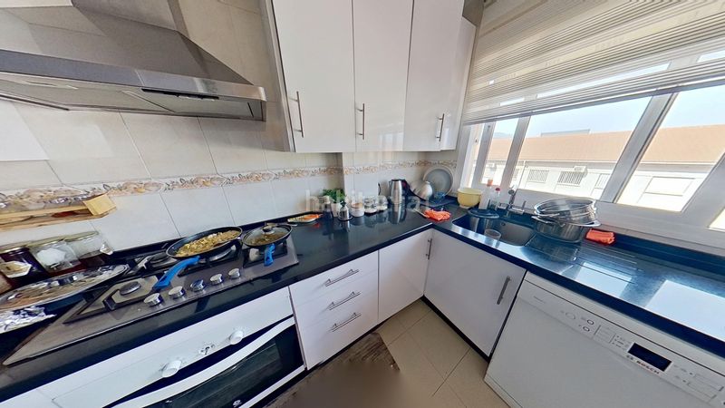 Foto bfec8679-29d6-4a54-a9c0-397478e1596c. Apartament amb piscina a Los Ríos Mijas