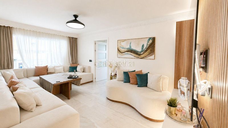 Foto cd810def-e1af-4c36-b7e4-fa40bae3da22. Apartament amb piscina a Los Ríos Mijas