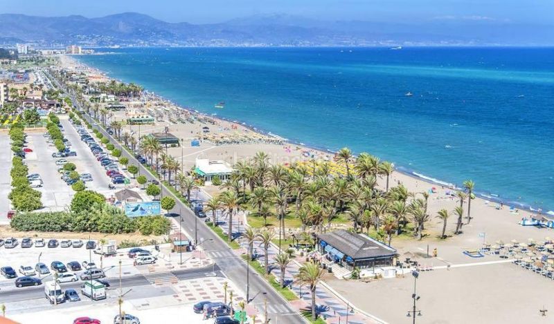 Foto cae096d2-b24d-4034-8430-048b99050877. Pis amb piscina a La Colina Torremolinos
