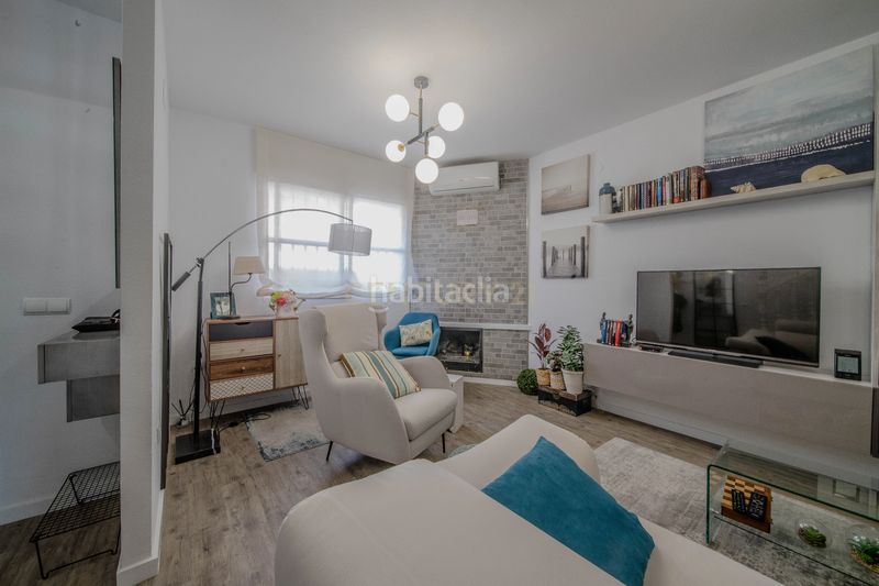 Foto f6693fb3-d0bb-40a3-8443-12527cafce89. Casa adossada amb aparcament a Playa del Rincón Rincón de la Victoria