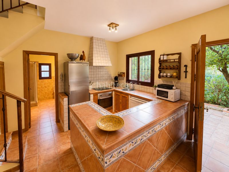 Foto e52c441d-bb04-4825-becb-3bc7aa1e87ee. Casa amb piscina a Ojén pueblo Ojén