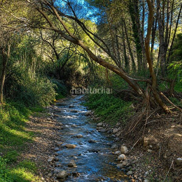 Foto fb7fa0a7-15be-4727-a781-05ec79366215. Casa amb piscina a Ojén pueblo Ojén
