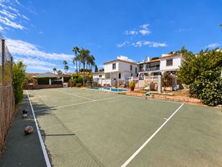 Casa in Carril gayumba, málaga, spain. Una propiedad única con infinitas posibilidades !!!