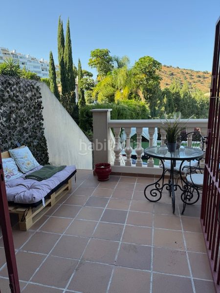 Foto e9af41d6-a91a-42d5-85e0-75f2763a7661. Casa aparellada amb aparcament piscina a Calahonda Mijas