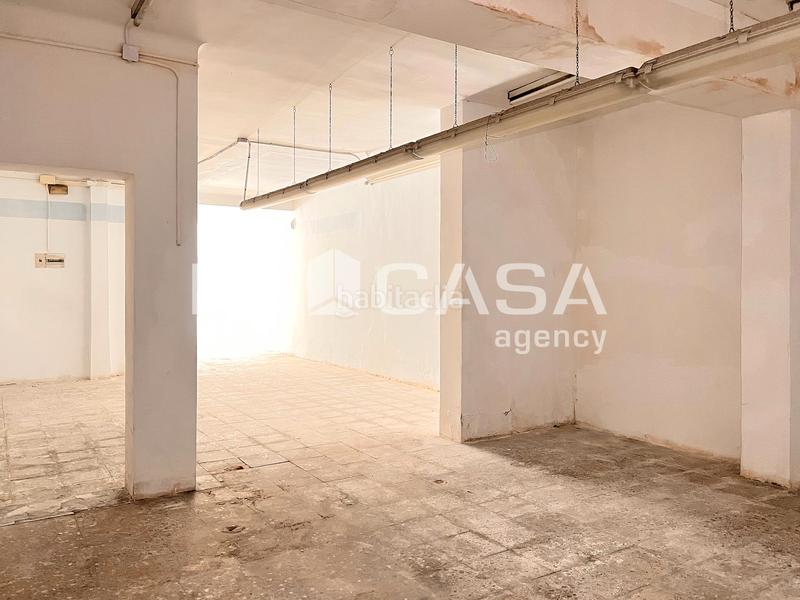 Foto 0cdb1b66-1d1f-4e6f-9c65-241d2ffd9c12. Local comercial  carrer de pau piferrer, en Badalona