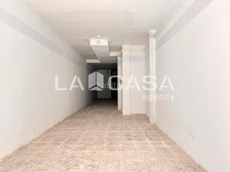 Foto cfc40d4a-64f9-4a20-bf8a-a961dc346a9b. Local comercial  carrer de pau piferrer, en Badalona
