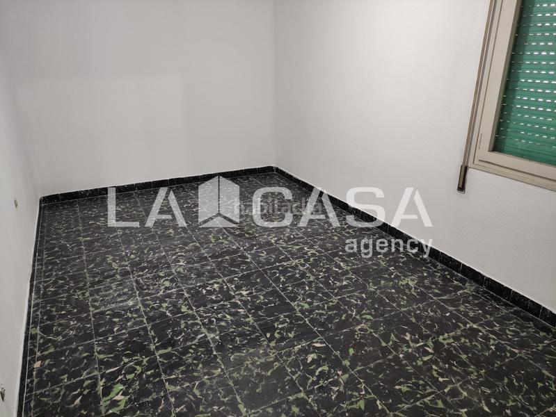 Foto 623b444a-dc73-43b6-a016-fc1df794315d. Piso  rambla del fondo, en Centre Santa Coloma de Gramenet