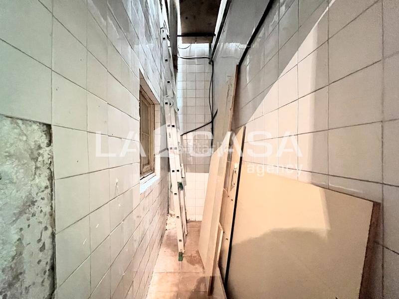 Foto b5019d1a-b943-4de3-ba31-99e1420b3049. Local comercial  paseo salut, en La Salut Badalona