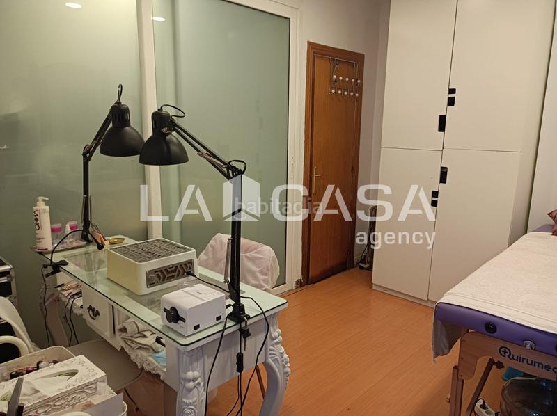 Foto 2da2caa6-0ff0-49a1-b31c-67c821ef446f. Local comercial  carrer de francesc moragas, barcelona en Santa Coloma de Gramenet