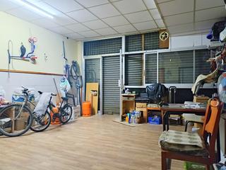 Geschäftsraum  Avinguda d'amèrica. Local comercial avinguda damèrica, lhospitalet de llobregat
