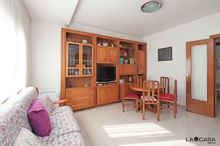 Appartement  Carrer de josep ricart. Piso carrer de josep ricart, sant feliu de llobregat