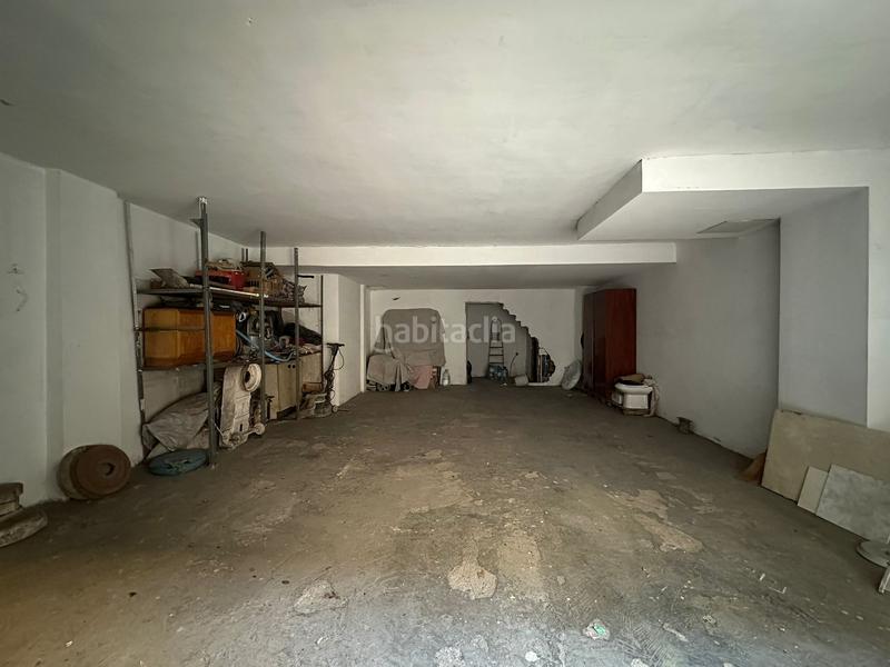 Foto f2ffd9a5-4f0f-41a9-be44-10574ca42609. Locale commerciale in Sants-Badal Barcelona