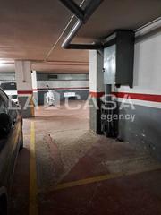 Aparcament cotxe  Carrer de guipúscoa. Garaje carrer de guipúscoa, barcelona