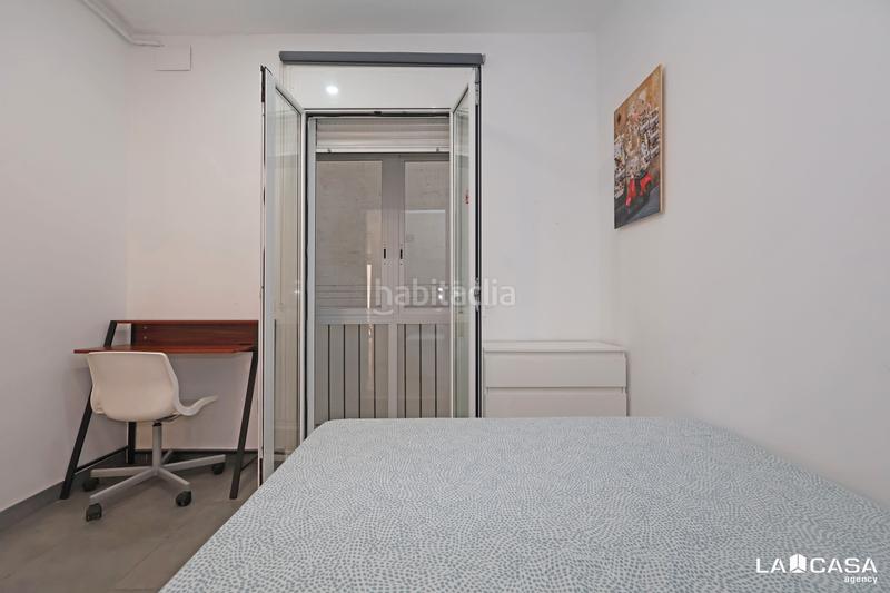 Foto ea5bd9b4-5253-40f9-a1f5-f703941b9814. Piso  carrer de magalhães, en El Poble Sec - Parc de Montjuïc Barcelona